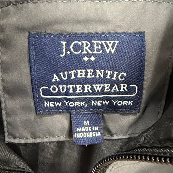 J. Crew Men's Charcoal Quilted Vest,40% feathers,Size M - Picture 3 of 17